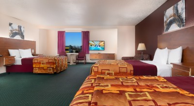 Marquis Studio Suite - 3 beds